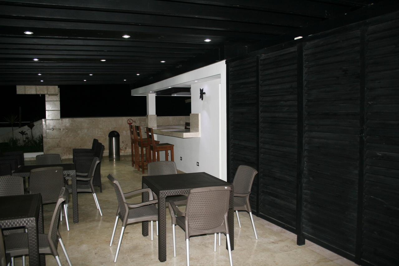 Figaro Hotel Samana Extérieur photo